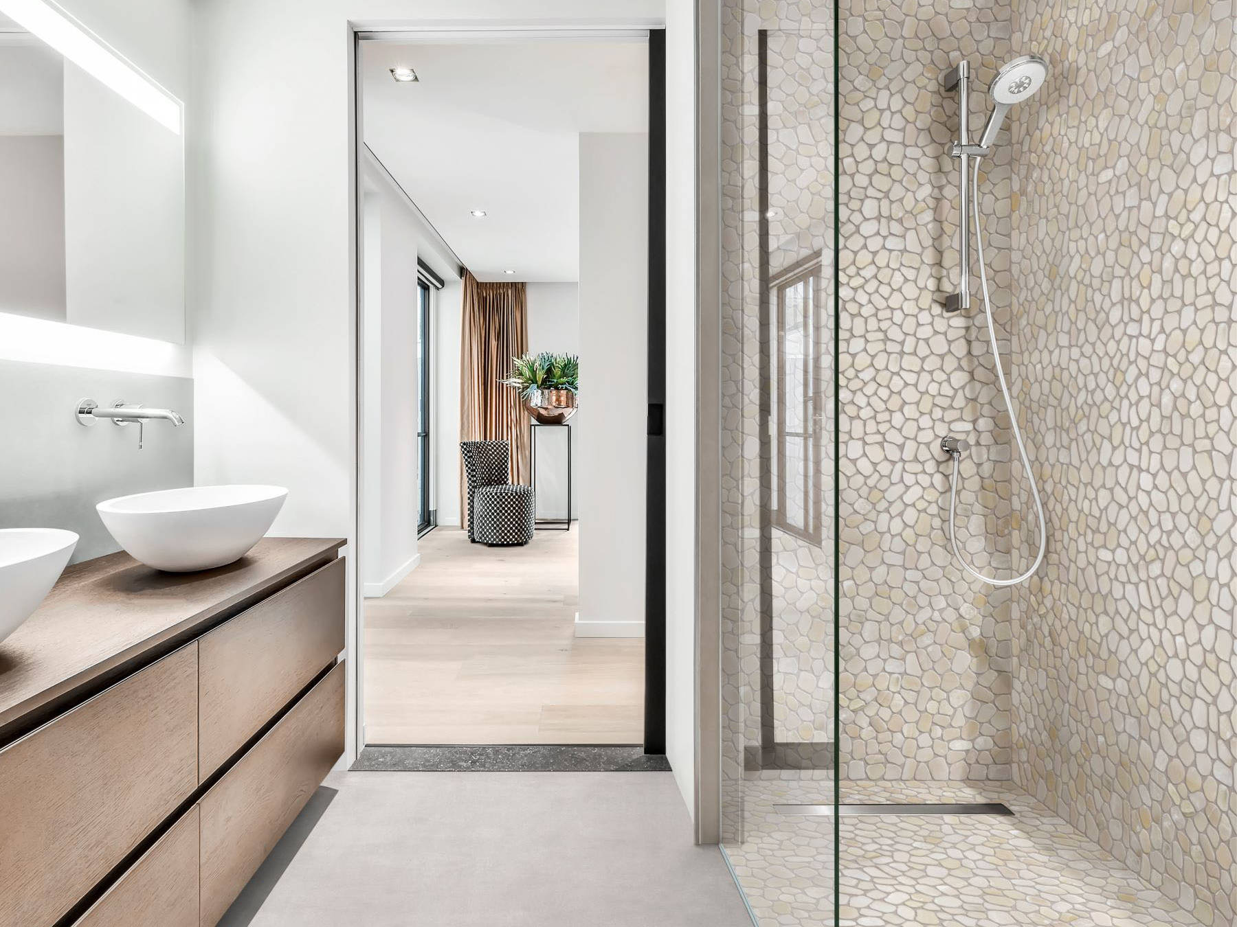 Onyx Light Beige Pebble Mosaic  | In Home Stone