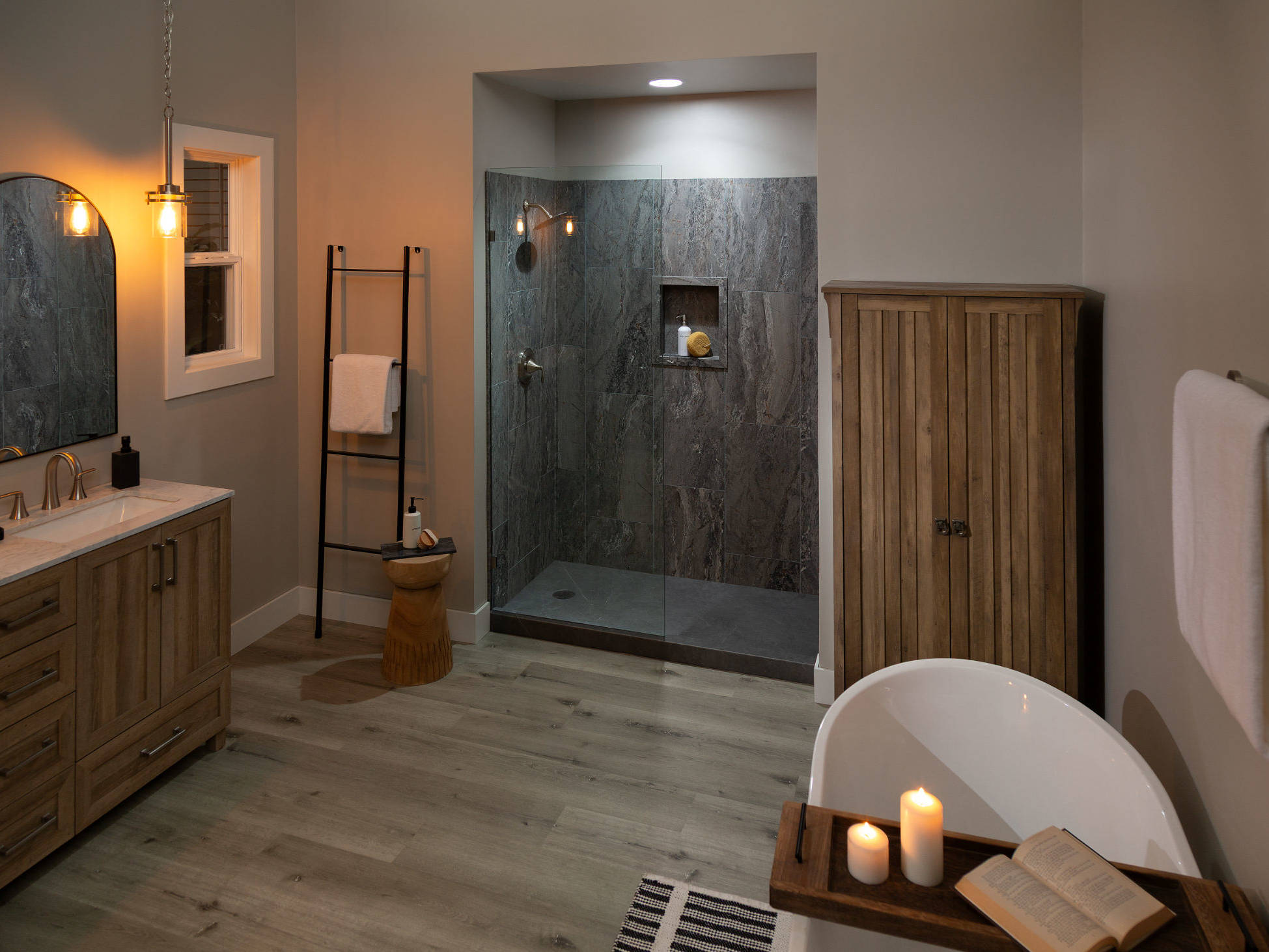 Graphite Slate 1 | In Home Stone