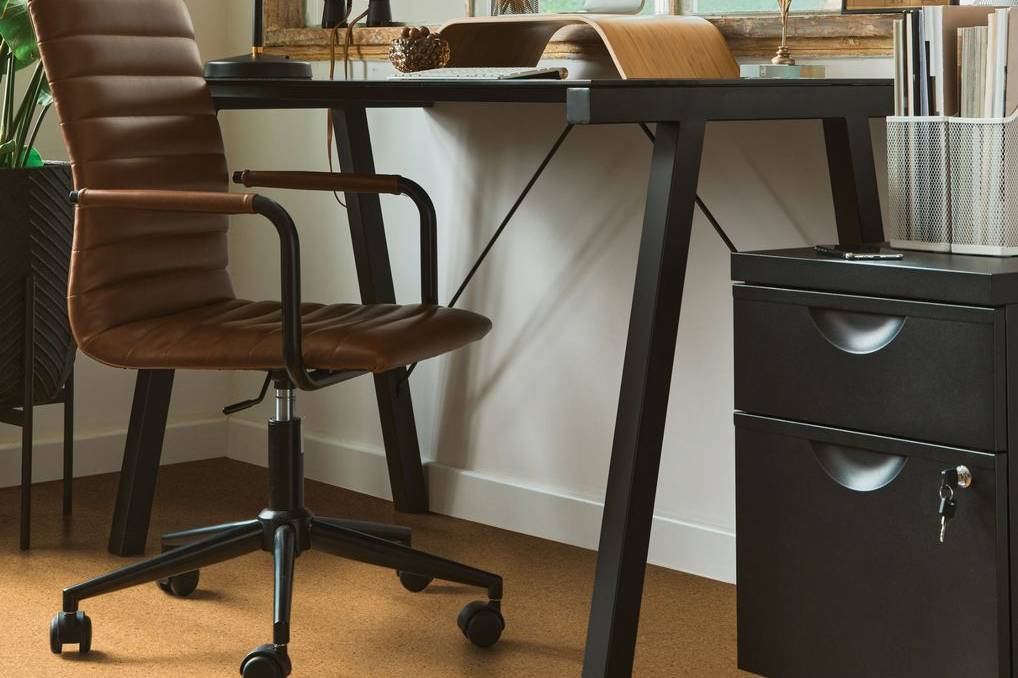 True Earth Cork Click 11 | In Home Stone