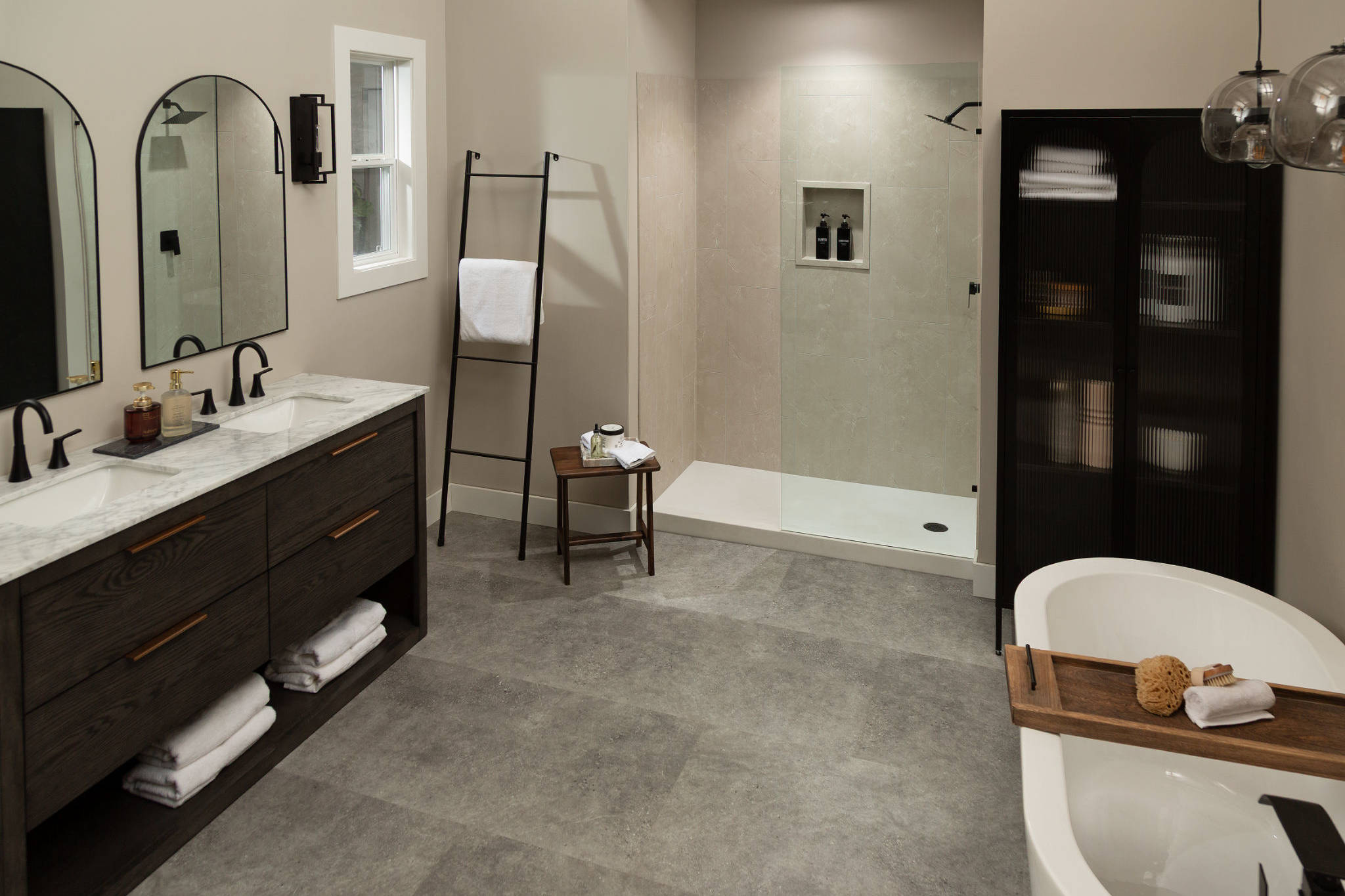Vivid White 1 | In Home Stone